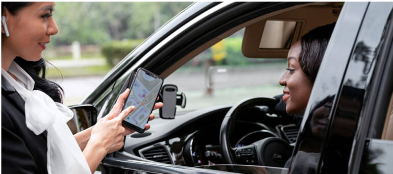 Minley taxi to London City Airport